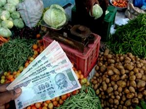 औद्योगिक श्रमिकों के लिए खुदरा महंगाई मई में घटकर 3.86 प्रतिशत पर आई औद्योगिक श्रमिकों के लिए खुदरा महंगाई मई में घटकर 3.86 प्रतिशत पर आई