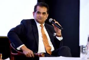  भारत को 2030 तक स्वच्छ ऊर्जा निर्यातक बनने का लक्ष्य रखना चाहिए: अमिताभ कांत