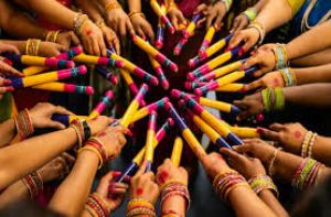  जेप्टो ने नवरात्रि के दौरान एक लाख से ज्यादा डांडिया छड़ी बेची