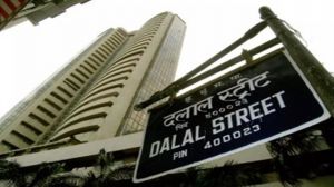 शेयर बाजार ने रचा इतिहास, निवेशकों को एक दिन में मिला 16 लाख करोड़ का तोहफा शेयर बाजार ने रचा इतिहास, निवेशकों को एक दिन में मिला 16 लाख करोड़ का तोहफा