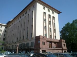 भारत ने बांग्लादेश से रेडीमेड गारमेंट्स और प्रोसेस्ड फूड की एंट्री पर लगाया बैन भारत ने बांग्लादेश से रेडीमेड गारमेंट्स और प्रोसेस्ड फूड की एंट्री पर लगाया बैन