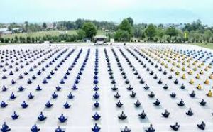 योग को जीवनशैली बनाएं, यह मजबूती और आत्म-खोज का मार्ग प्रदान करता है: भारतीय उद्योग जगत