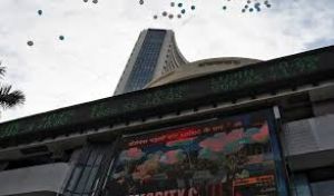 सेंसेक्स की शीर्ष 10 में से छह कंपनियों का बाजार पूंजीकरण 1.62 लाख करोड़ रुपये बढ़ा