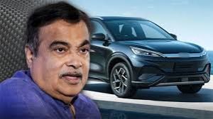  ईवी की कीमतें चार-छह महीनों में पेट्रोल वाहनों के बराबर हो जाएंगी: गडकरी