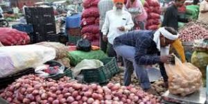 कृषि और ग्रामीण श्रमिकों के लिए खुदरा मुद्रास्फीति में कमी