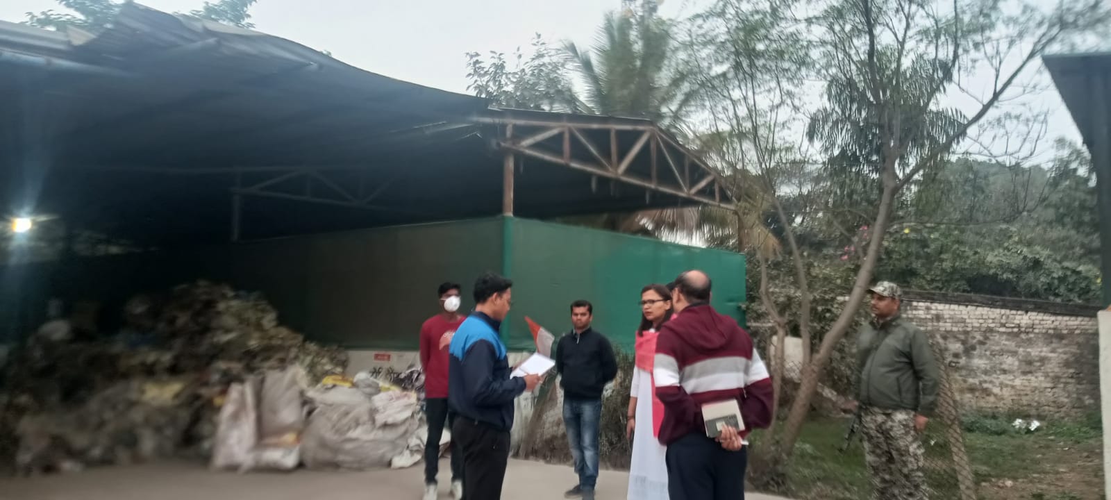 कलेक्टर ने की मणिकंचन केन्द्र का निरीक्षण कलेक्टर ने की मणिकंचन केन्द्र का निरीक्षण