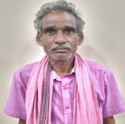 जब नंगे पांव मुख्यमंत्री से मिलने पहुना पहुंचे जागेश्वर राम जब नंगे पांव मुख्यमंत्री से मिलने पहुना पहुंचे जागेश्वर राम