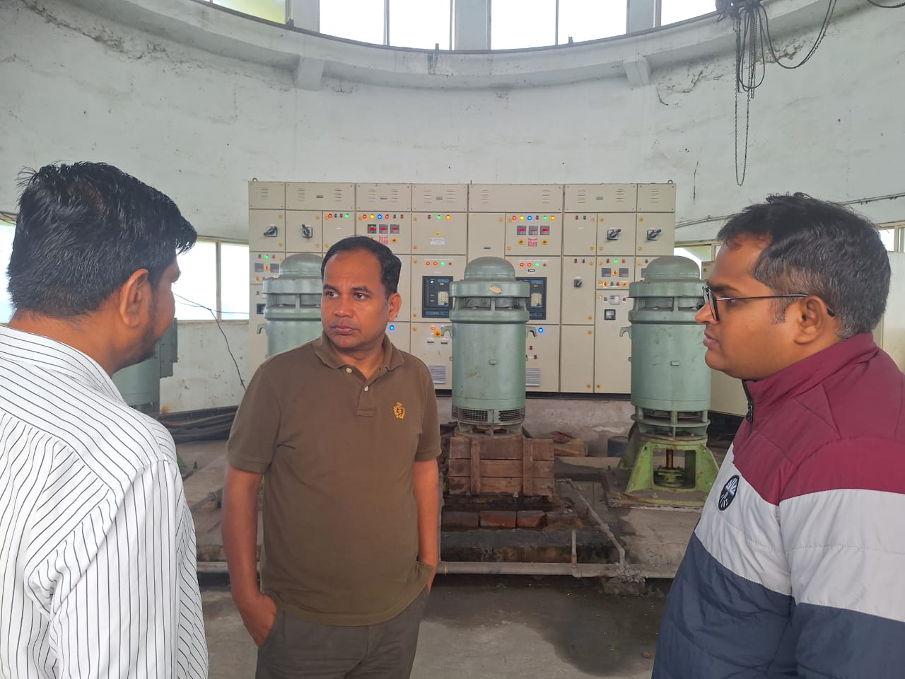 कलेक्टर ने सुबह बीरगांव नगर निगम का किया निरीक्षण कलेक्टर ने सुबह बीरगांव नगर निगम का किया निरीक्षण