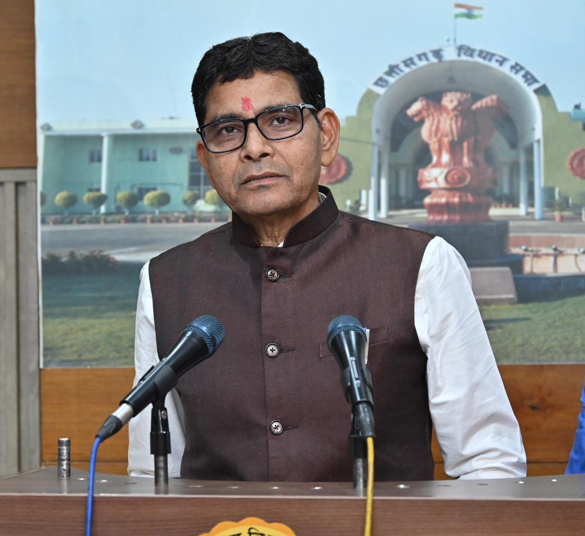 राजस्व मंत्री टंक राम वर्मा के विभागों के लिए 3608 करोड़ रूपए से अधिक की अनुदान मांगे पारित राजस्व मंत्री टंक राम वर्मा के विभागों के लिए 3608 करोड़ रूपए से अधिक की अनुदान मांगे पारित