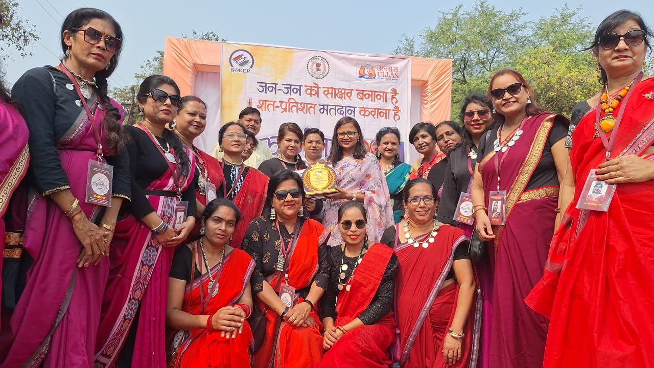 जन-जन को साक्षर बनाना है, शत्-प्रतिशत मतदान कराना है जन-जन को साक्षर बनाना है, शत्-प्रतिशत मतदान कराना है