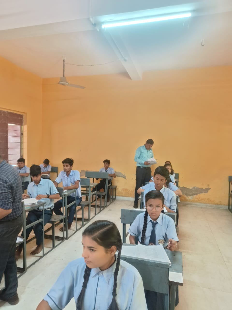 छत्तीसगढ़ बोर्ड की आधी परीक्षा समाप्त, परीक्षा पूर्व तैयारी से बच्चों को हुआ लाभ छत्तीसगढ़ बोर्ड की आधी परीक्षा समाप्त, परीक्षा पूर्व तैयारी से बच्चों को हुआ लाभ