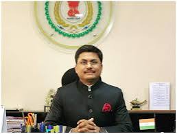 गणवेश एवं पुस्तक किसी विशेष दुकान से लेने पालकों को नहीं करें बाध्य : कलेक्टर गणवेश एवं पुस्तक किसी विशेष दुकान से लेने पालकों को नहीं करें बाध्य : कलेक्टर