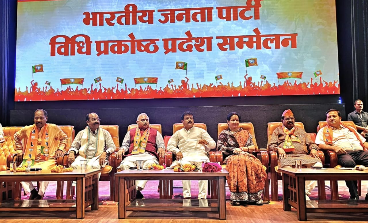 *लोकसभा का यह चुनाव सरकार बनाने का नहीं, इतिहास बनाने का है : शिवप्रकाश *लोकसभा का यह चुनाव सरकार बनाने का नहीं, इतिहास बनाने का है : शिवप्रकाश