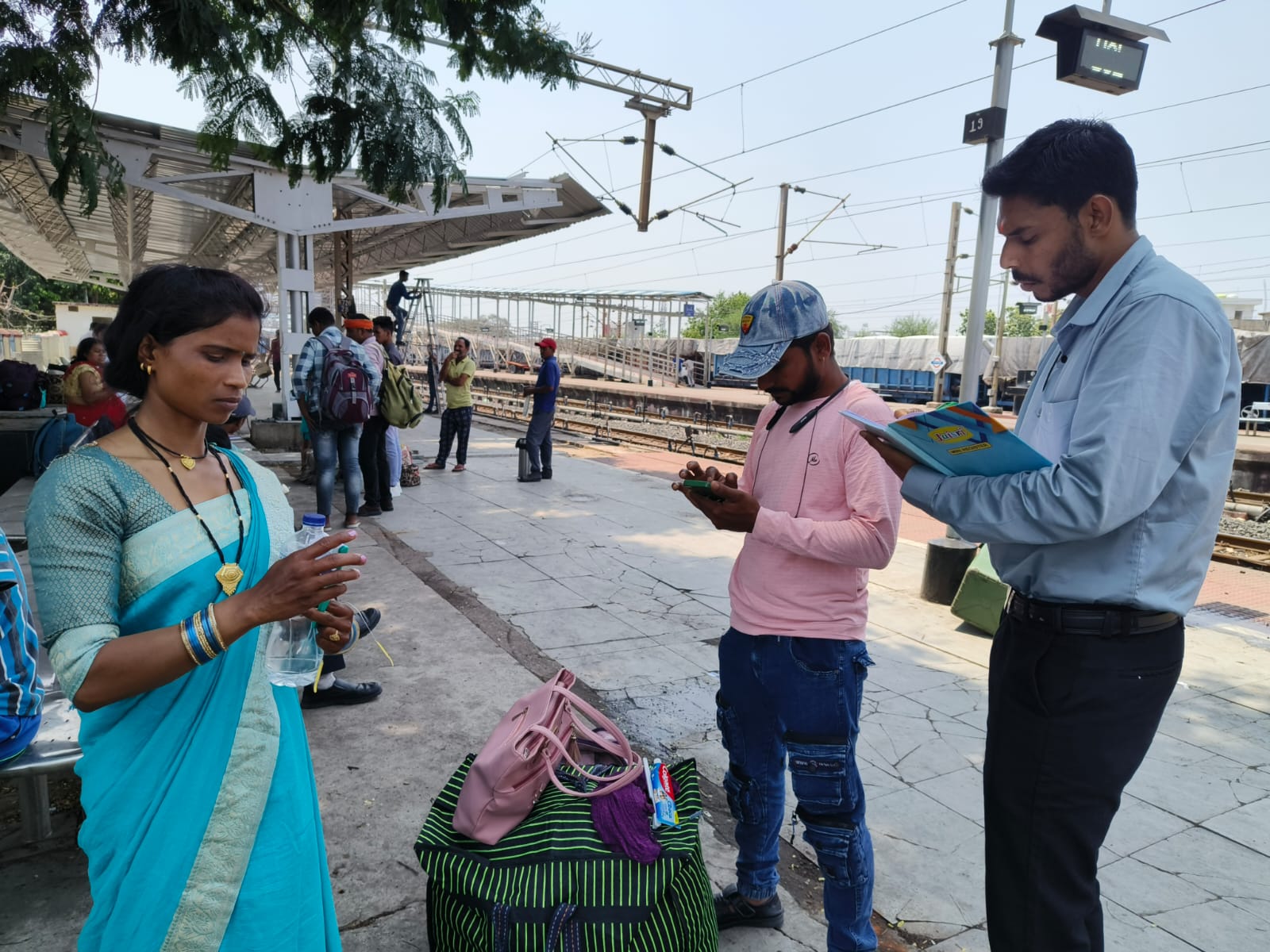 घर आजा संगी मतदान करे बर" अभियान को मिल रही सफलता घर आजा संगी मतदान करे बर" अभियान को मिल रही सफलता