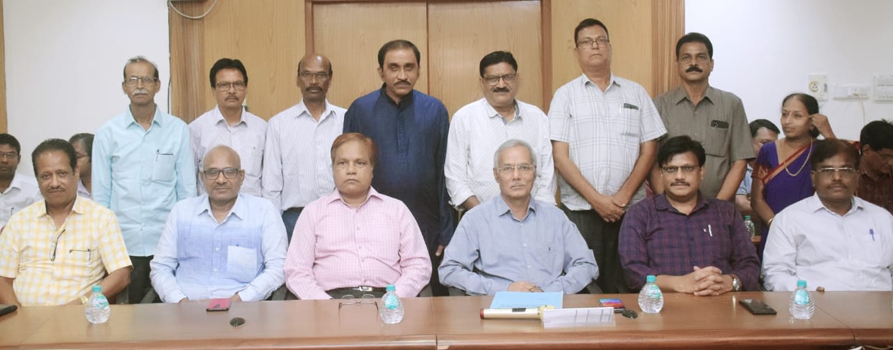 सेवानिवृत्ति के दिन प्रदान किया जाएगा पेंशन आर्डर सेवानिवृत्ति के दिन प्रदान किया जाएगा पेंशन आर्डर