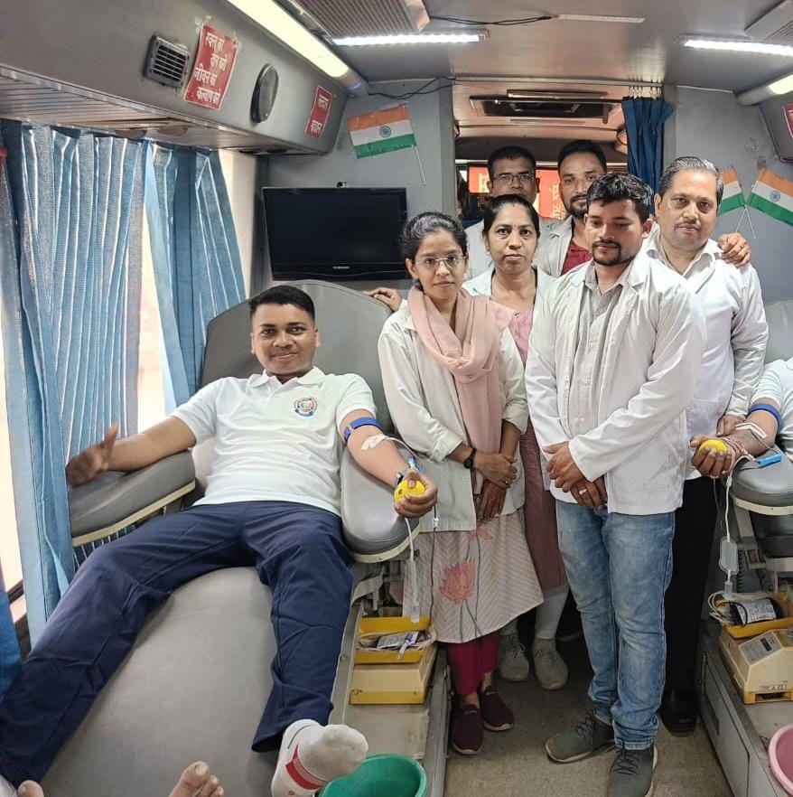 गंडई में रक्तदान शिविर का आयोजन गंडई में रक्तदान शिविर का आयोजन