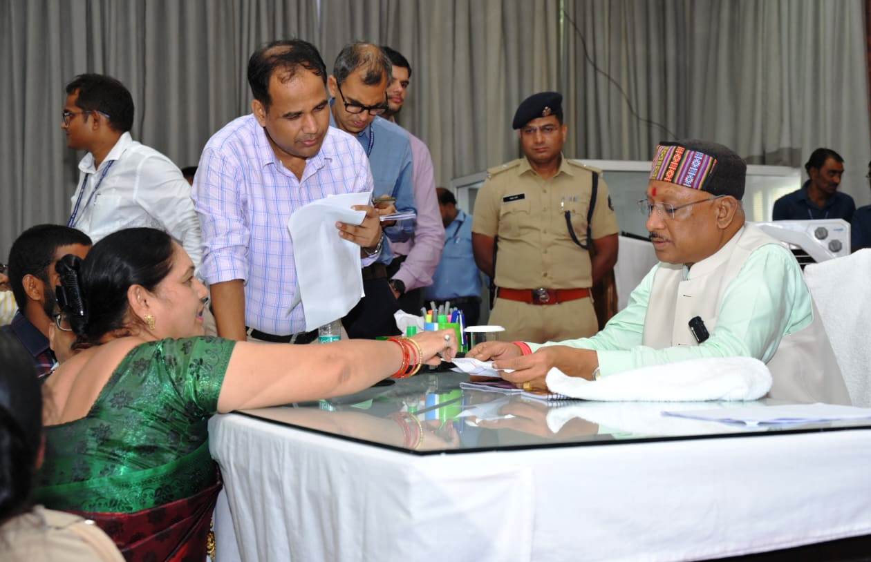 मुख्यमंत्री ने कहा कुनकुरी सदन चले जाए, वहां बच्चे का होगा इलाज मुख्यमंत्री ने कहा कुनकुरी सदन चले जाए, वहां बच्चे का होगा इलाज