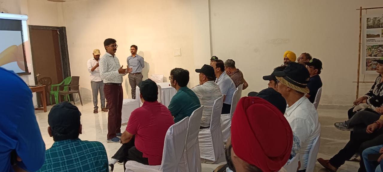 भारत के विभिन्न स्थानों से आये पर्यटन हितधारकों ने किया जंगल सफारी भ्रमण भारत के विभिन्न स्थानों से आये पर्यटन हितधारकों ने किया जंगल सफारी भ्रमण