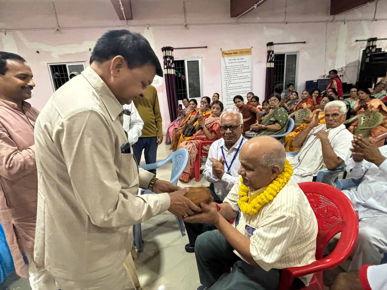 जिस समाज में बुजुर्गों का होता है मान सम्मान, वही समाज करता है तरक्की : उद्योग मंत्री जिस समाज में बुजुर्गों का होता है मान सम्मान, वही समाज करता है तरक्की : उद्योग मंत्री