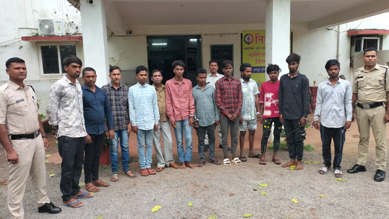 त्यौहारी मौसम पर शांति भंग की संभावना , 12 के खिलाफ प्रतिबंधात्मक कार्यवाही त्यौहारी मौसम पर शांति भंग की संभावना , 12 के खिलाफ प्रतिबंधात्मक कार्यवाही