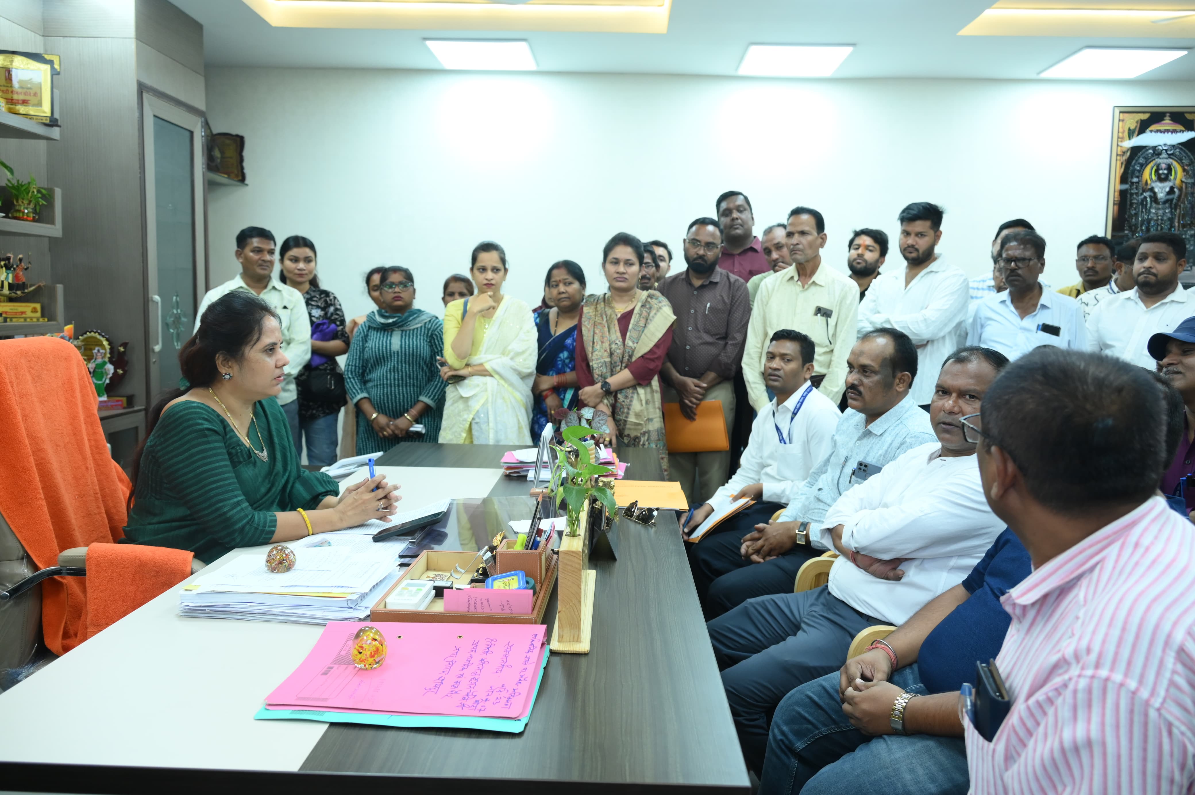 राजस्व वसूली निजी एजेंसी से कराए जाने का कोई निर्णय नहीं : महापौर मीनल चौबे राजस्व वसूली निजी एजेंसी से कराए जाने का कोई निर्णय नहीं : महापौर मीनल चौबे