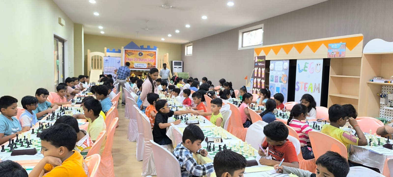 रायपुर जिला अंडर 9 एवं अंडर 13 शतरंज चयन स्पर्धा शुरू रायपुर जिला अंडर 9 एवं अंडर 13 शतरंज चयन स्पर्धा शुरू