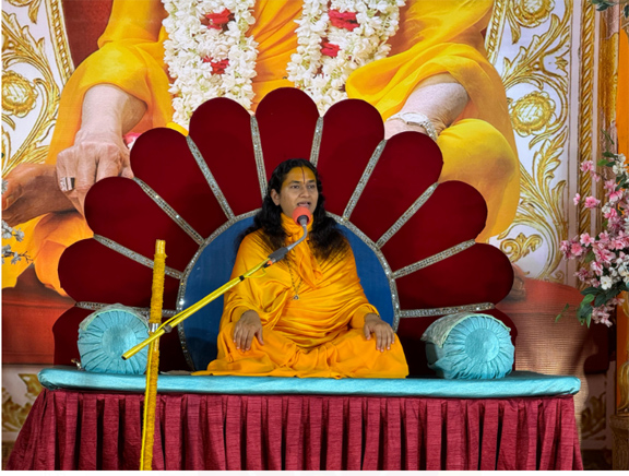 भगवान को प्राप्त करके ही आत्मा सदा -सदा के लिए आनंदमय हो सकती हैं-श्रीश्वरी देवी भगवान को प्राप्त करके ही आत्मा सदा -सदा के लिए आनंदमय हो सकती हैं-श्रीश्वरी देवी