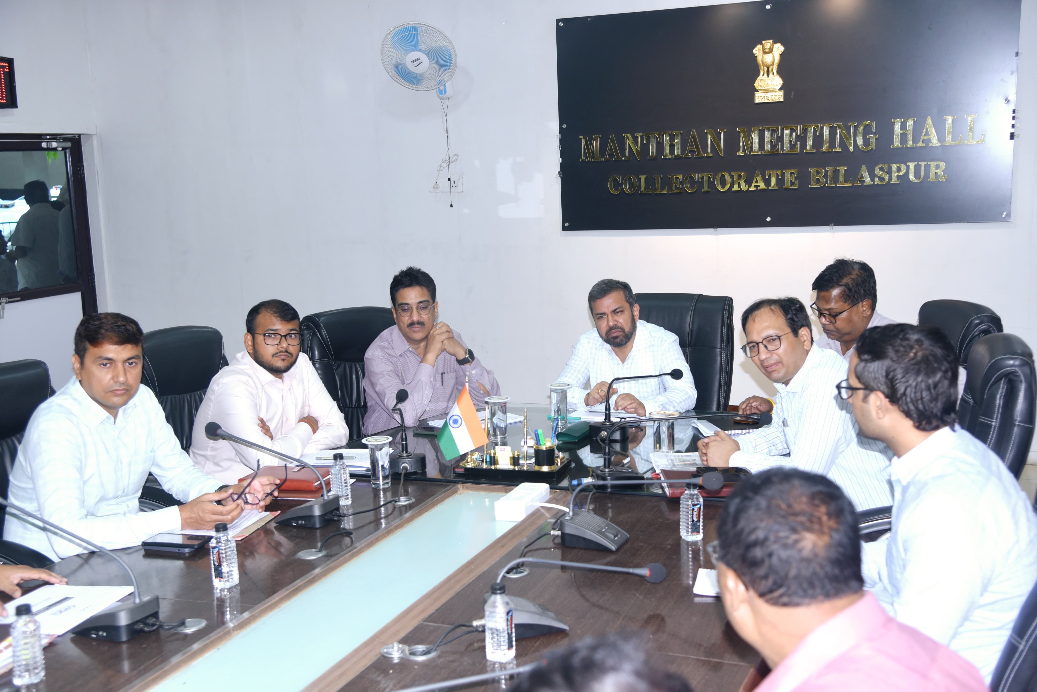 पावर कंपनी के अध्यक्ष डॉ. रोहित यादव ने ली समीक्षा बैठक पावर कंपनी के अध्यक्ष डॉ. रोहित यादव ने ली समीक्षा बैठक