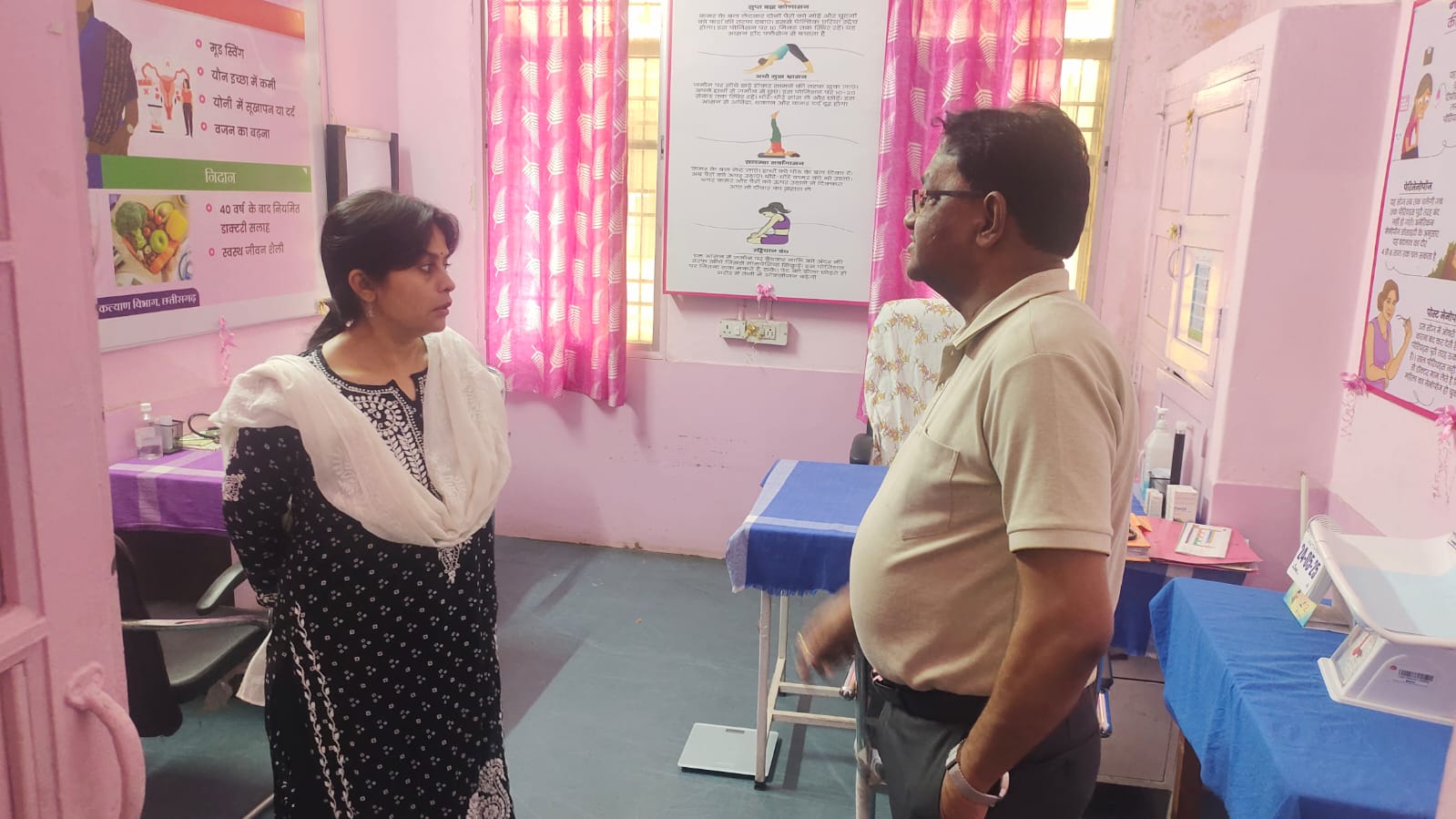 स्वास्थ्य विभाग कीआयुक्त सह संचालक डाक्टर प्रियंका शुक्ला ने स्वास्थ्य केंद्रों का किया निरीक्षण स्वास्थ्य विभाग कीआयुक्त सह संचालक डाक्टर प्रियंका शुक्ला ने स्वास्थ्य केंद्रों का किया निरीक्षण