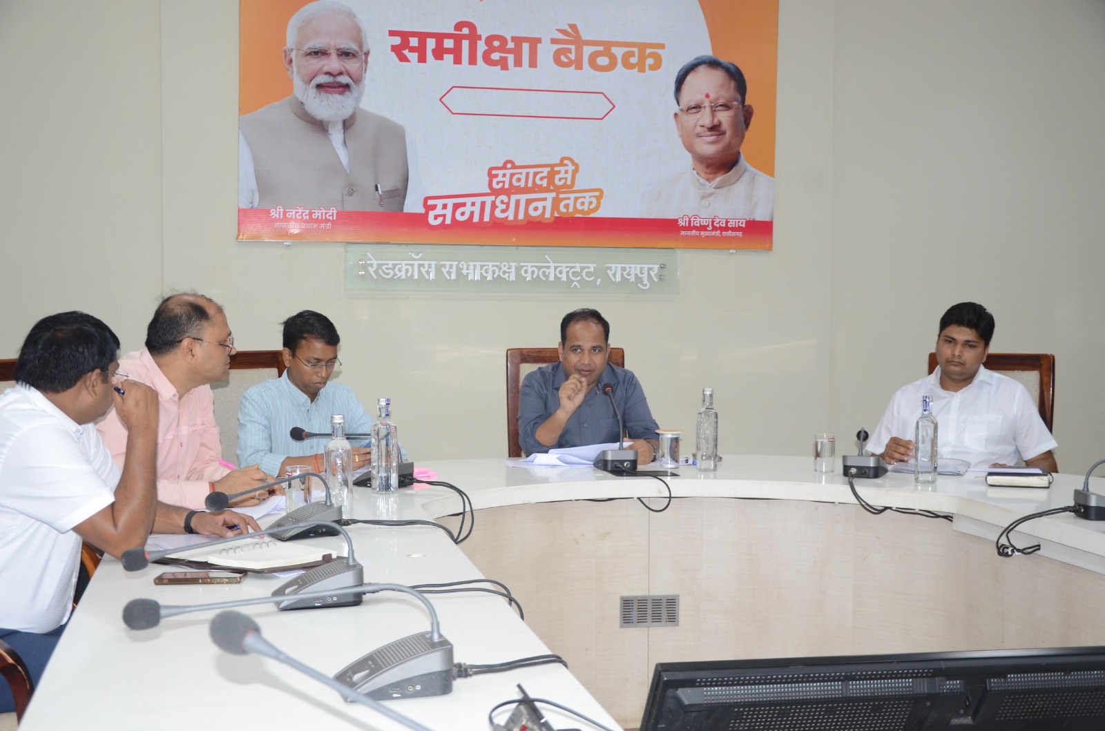 समय-सीमा बैठक में कलेक्टर ने दिए निर्देश – कॉल सेंटर में लंबित आवेदनों का शीघ्र निराकरण करें समय-सीमा बैठक में कलेक्टर ने दिए निर्देश – कॉल सेंटर में लंबित आवेदनों का शीघ्र निराकरण करें