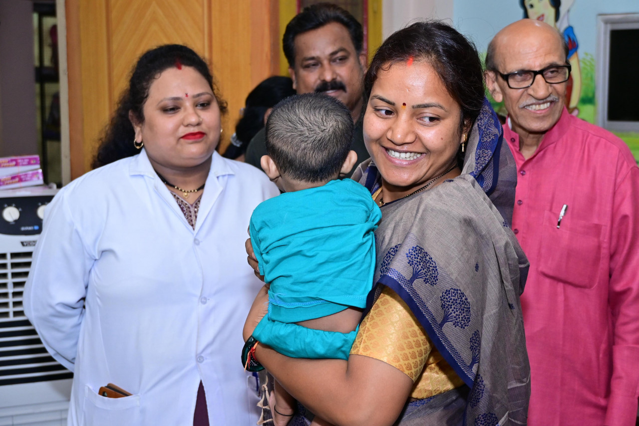 मंत्री लक्ष्मी राजवाड़े ने किया 'सेवा भारतीय मातृ छाया शिशु गृह' का निरीक्षण मंत्री लक्ष्मी राजवाड़े ने किया 'सेवा भारतीय मातृ छाया शिशु गृह' का निरीक्षण