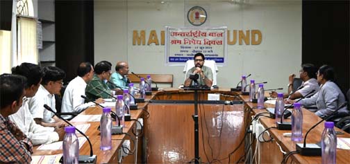 अंतर्राष्ट्रीय बाल श्रम निषेध दिवस पर कलेक्टर ने बाल श्रम रोकने दिए निर्देश अंतर्राष्ट्रीय बाल श्रम निषेध दिवस पर कलेक्टर ने बाल श्रम रोकने दिए निर्देश