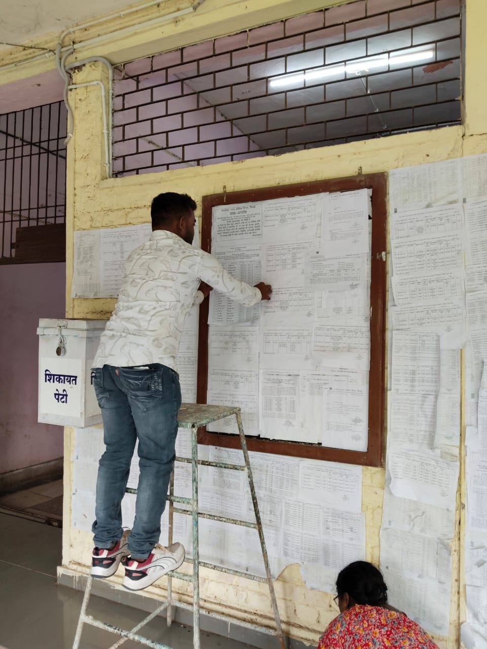 हितग्राही 10 प्रतिशत अंशदान की राशि जमा कर लाटरी में भाग लेवे हितग्राही 10 प्रतिशत अंशदान की राशि जमा कर लाटरी में भाग लेवे