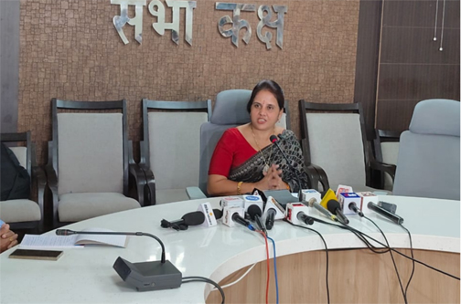 इंदौर के अध्ययन सह भ्रमण कार्यक्रम में मिले अनुभव को अपनाकर रायपुर में विकास को नई दिशा देने कार्य करेंगे - महापौर मीनल चौबे इंदौर के अध्ययन सह भ्रमण कार्यक्रम में मिले अनुभव को अपनाकर रायपुर में विकास को नई दिशा देने कार्य करेंगे - महापौर मीनल चौबे