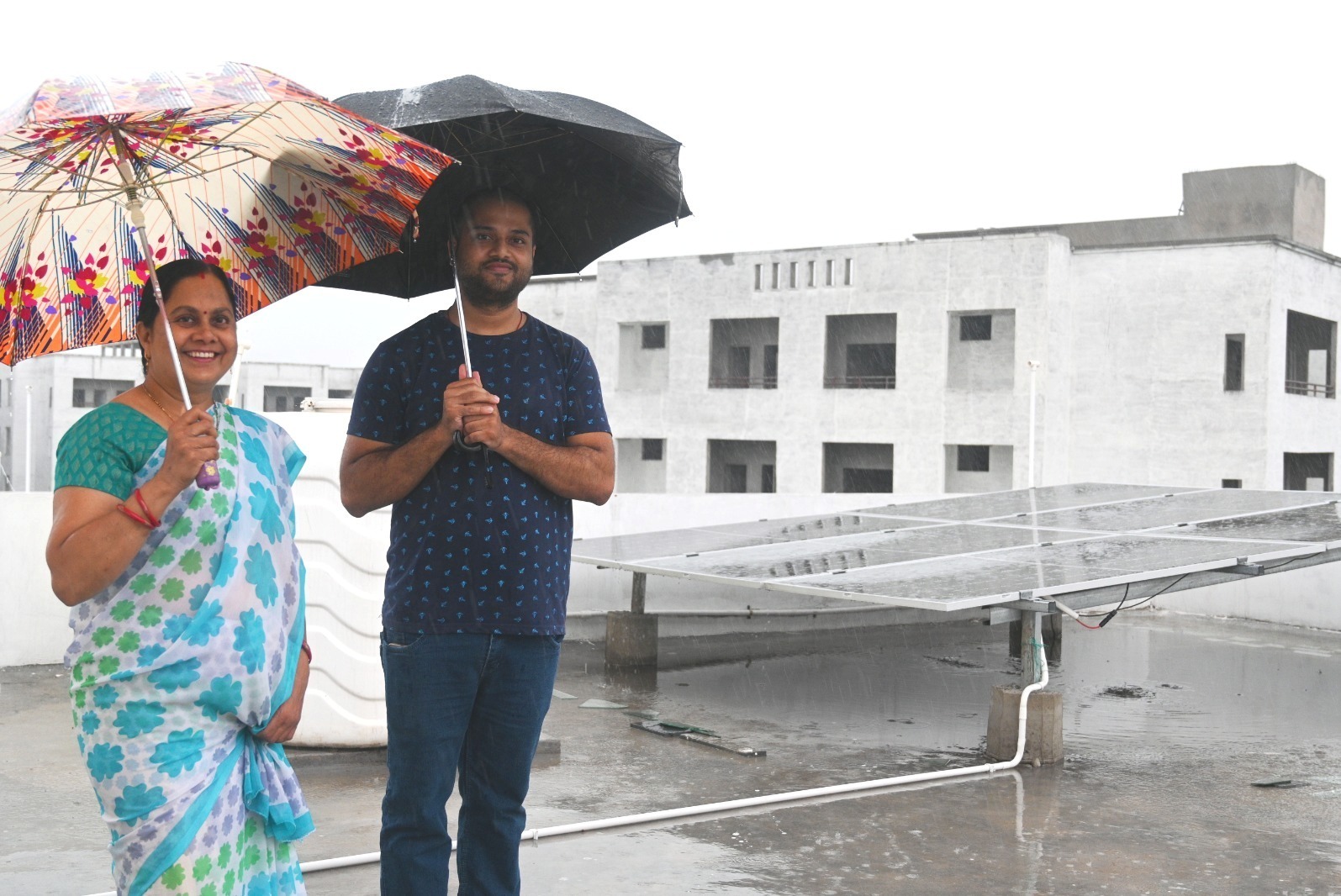 प्रधानमंत्री सूर्यघर मुफ्त बिजली योजना : सौर ऊर्जा से संवरते सपने प्रधानमंत्री सूर्यघर मुफ्त बिजली योजना : सौर ऊर्जा से संवरते सपने