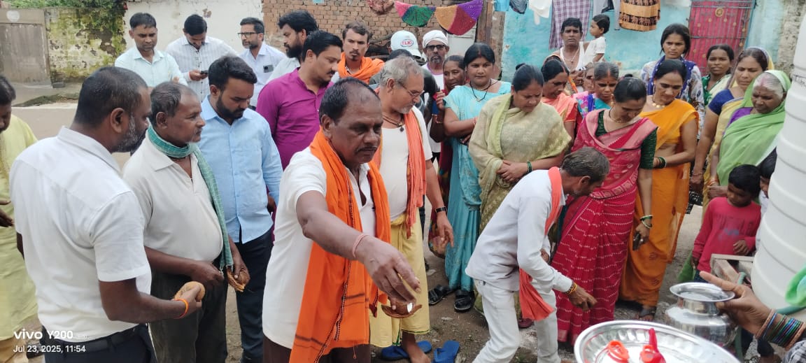 नवीन सार्वजनिक सुलभ शौचालय का लोकार्पण जोन 8 अध्यक्ष प्रीतम सिंह ठाकुर, वार्ड 70 पार्षद अर्जुन यादव ने किया नवीन सार्वजनिक सुलभ शौचालय का लोकार्पण जोन 8 अध्यक्ष प्रीतम सिंह ठाकुर, वार्ड 70 पार्षद अर्जुन यादव ने किया