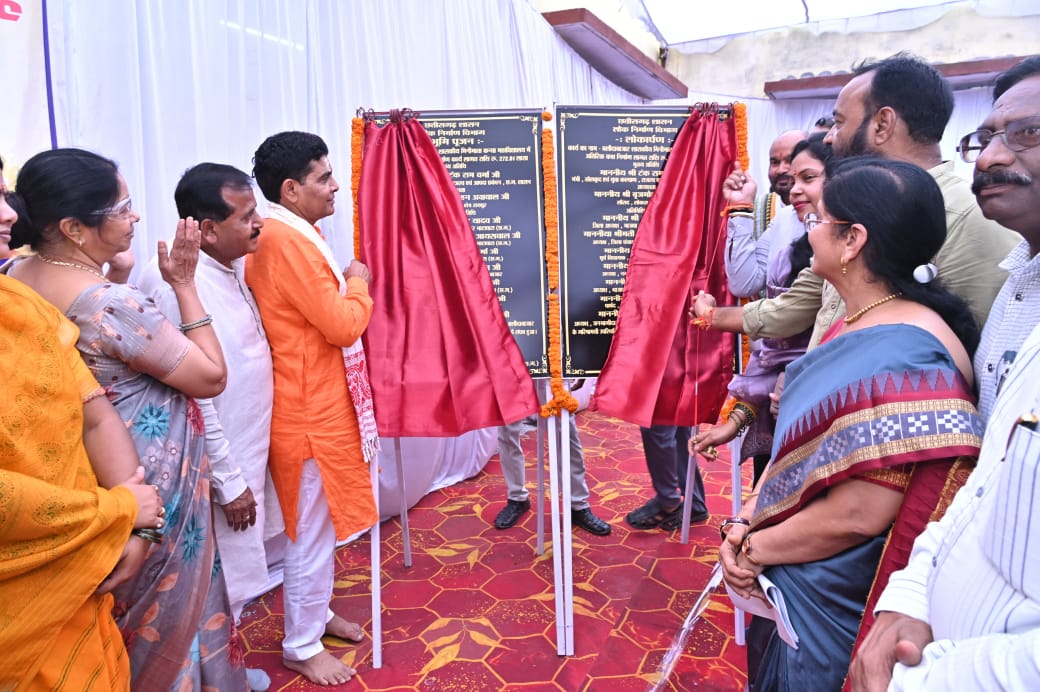 संघर्ष ही सफलता का मार्ग है, दृढ़ संकल्पित होकर करें पढ़ाई- कैबिनेट मंत्री श्री वर्मा संघर्ष ही सफलता का मार्ग है, दृढ़ संकल्पित होकर करें पढ़ाई- कैबिनेट मंत्री श्री वर्मा