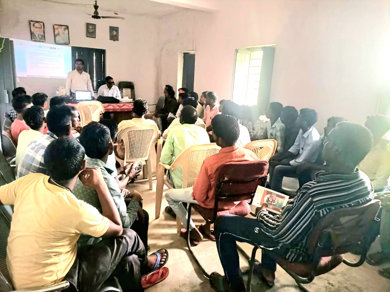 प्रधानमंत्री आवास योजना को गति देने अभिनव पहल प्रधानमंत्री आवास योजना को गति देने अभिनव पहल