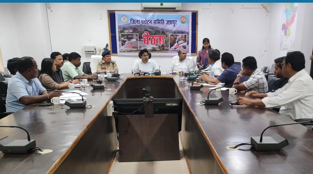 समृद्ध विरासत, प्राकृतिक सौंदर्य और सांस्कृतिक पर्यटन के क्षेत्र में छत्तीसगढ का विशेष स्थान समृद्ध विरासत, प्राकृतिक सौंदर्य और सांस्कृतिक पर्यटन के क्षेत्र में छत्तीसगढ का विशेष स्थान