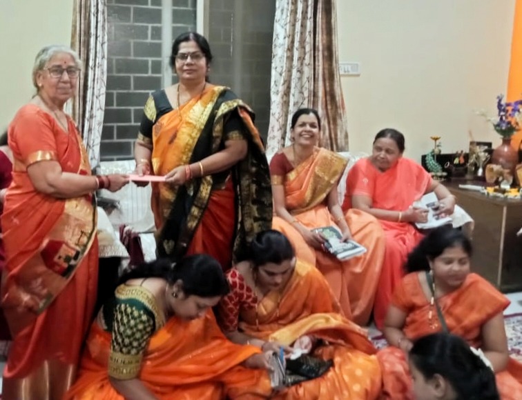 रोचक गेम्स के साथ हुई रोहिणीपुरम केंद्र की बैठक रोचक गेम्स के साथ हुई रोहिणीपुरम केंद्र की बैठक