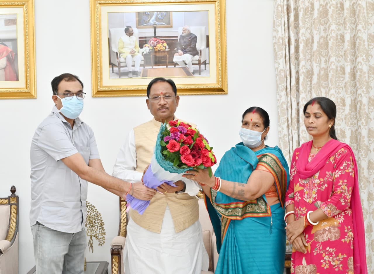 मुख्यमंत्री विशेष स्वास्थ्य सहायता योजना बन रही लोगों के लिए संजीवनी मुख्यमंत्री विशेष स्वास्थ्य सहायता योजना बन रही लोगों के लिए संजीवनी