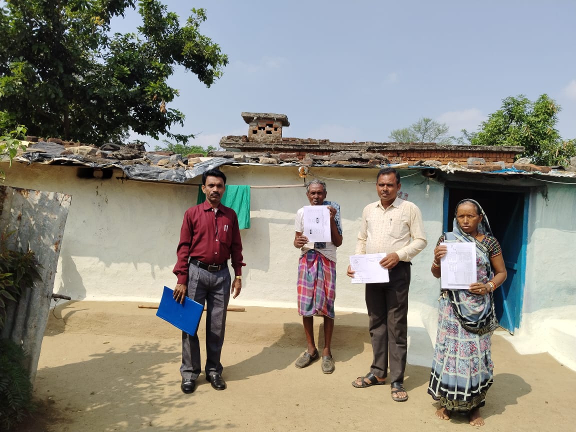 विशेष गहन पुनरीक्षण :सप्ताहभर में 3 लाख से अधिक गणना पत्रक वितरित विशेष गहन पुनरीक्षण :सप्ताहभर में 3 लाख से अधिक गणना पत्रक वितरित