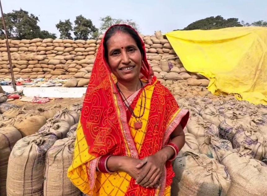 निर्मला की धान बिक्री बनी बेटी के भविष्य की नई उम्मीद निर्मला की धान बिक्री बनी बेटी के भविष्य की नई उम्मीद