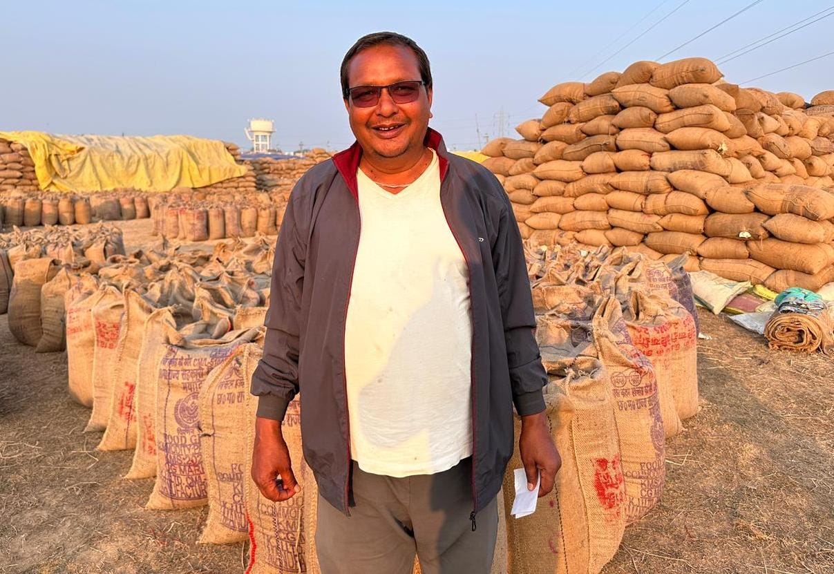 सुव्यवस्थित धान खरीदी से बढ़ा किसानों का भरोसा सुव्यवस्थित धान खरीदी से बढ़ा किसानों का भरोसा