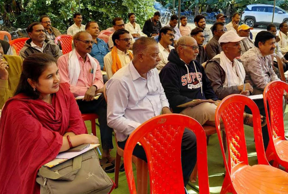 कृषकों को आयल पॉम की खेती के विषय पर दिया गया प्रशिक्षण कृषकों को आयल पॉम की खेती के विषय पर दिया गया प्रशिक्षण