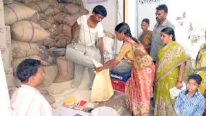 पीडीएस के तहत छत्तीसगढ़ में 2.73 करोड़ लोग को खाद्यान्न सुरक्षा पीडीएस के तहत छत्तीसगढ़ में 2.73 करोड़ लोग को खाद्यान्न सुरक्षा