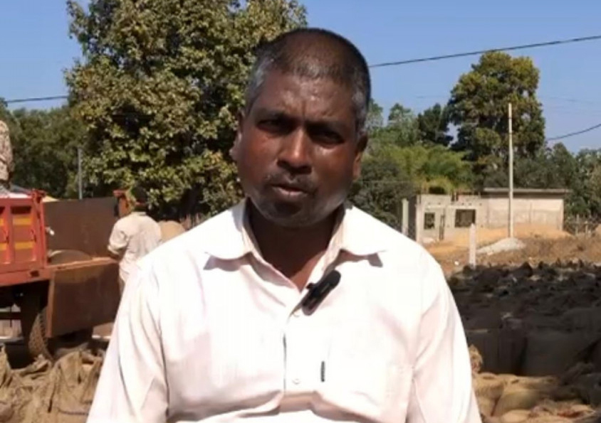 मुख्यमंत्री साय के नेतृत्व में जशपुर जिले में धान खरीदी व्यवस्था सुचारू, किसानों को मिल रहा सीधा लाभ मुख्यमंत्री साय के नेतृत्व में जशपुर जिले में धान खरीदी व्यवस्था सुचारू, किसानों को मिल रहा सीधा लाभ