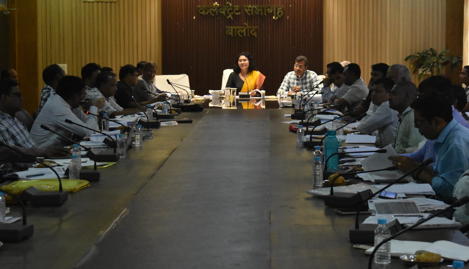 बालोद जिले में सभी लोगों को सुगमता से बेहतर स्वास्थ्य सुविधाओं का लाभ सुनिश्चित कराएं: कलेक्टर श्रीमती मिश्रा बालोद जिले में सभी लोगों को सुगमता से बेहतर स्वास्थ्य सुविधाओं का लाभ सुनिश्चित कराएं: कलेक्टर श्रीमती मिश्रा