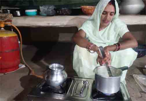 मुख्यमंत्री हेल्पलाइन 1076 की शिकायत का त्वरित निराकरण मुख्यमंत्री हेल्पलाइन 1076 की शिकायत का त्वरित निराकरण