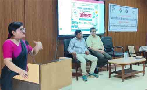 मतदाता जागरूकता क्लब (ELC) के नोडल अधिकारियों एवं कैंपस एंबेसडर को दिया गया प्रशिक्षण मतदाता जागरूकता क्लब (ELC) के नोडल अधिकारियों एवं कैंपस एंबेसडर को दिया गया प्रशिक्षण
